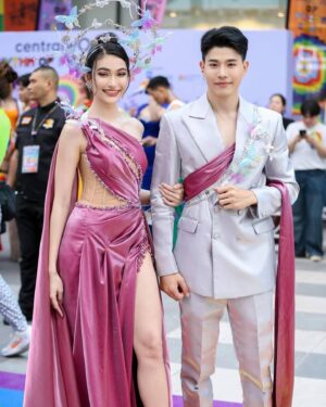 Kittikun Tansuhas Instagram - Let’s celebrate #pridemonth2024 

Rhythm of Pride Parade at #centralwOrld 

#CTWrhythmofpride #prideparade 
#musebymetinee #pride🌈 #pride2024 #กุนดี้ #kundi