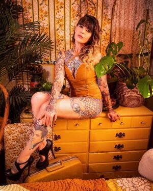 Kitty Crystal Instagram - Remember Remember the 5th of November

📸 by @amandavalentine 
🌵Phoenix, AZ

#Thisis41