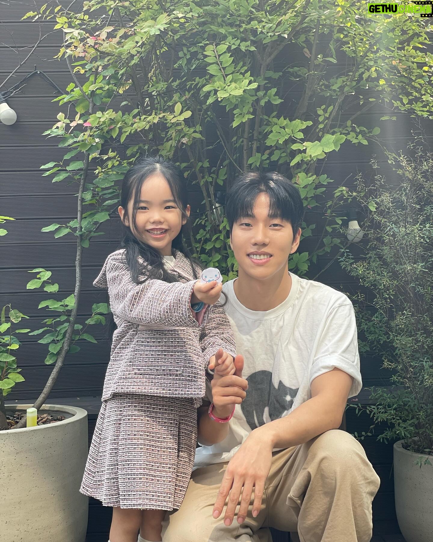 Kiu - 10.8K Likes - So cute😍😍 @5_eun_seo