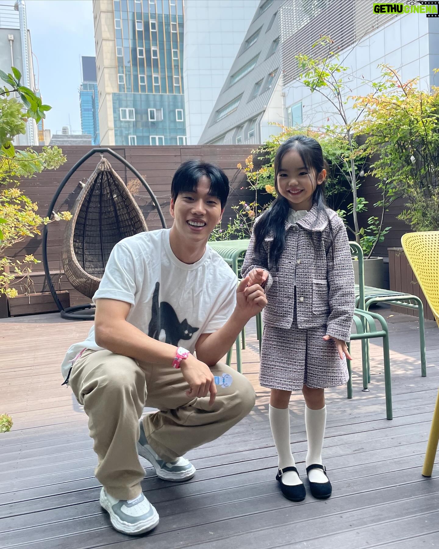 Kiu - 10.8K Likes - So cute😍😍 @5_eun_seo