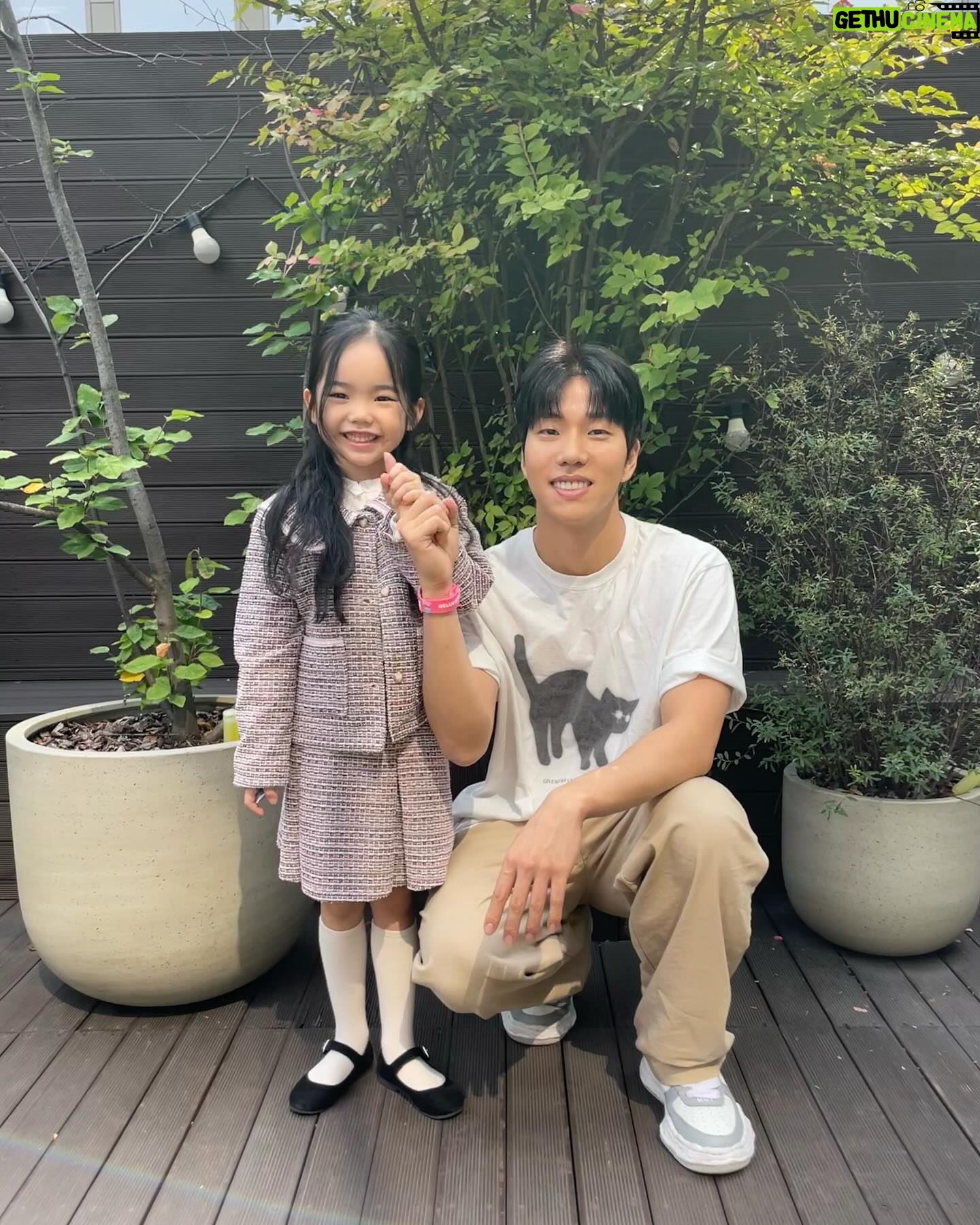 Kiu - 10.8K Likes - So cute😍😍 @5_eun_seo