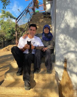 Kıvanç Kasabalı Instagram - Keyifli bir bölüm çektik 🙏🏼
Sevgiler