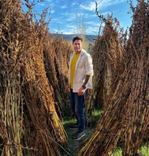 Kıvanç Kasabalı Instagram - Bizde iş bitmez 🌾