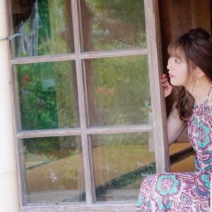Kiyono Yasuno Instagram - 📷
メモリアルブック「Act.10」
オフショット３日め。

爽やかで沖縄感を感じるお衣装&ロケ地にて。

緑が瑞々しくて、マイナスイオンをたっぷり浴びながらの撮影でした🌺

裸足は気持ち良いのです👣

✄---------------------------

声優10周年メモリアルブック
📚「Act.10」

6/12までの予約販売のみの本となります·͜· ⋆*

■ファンクラブ会員限定SHOP「安野家。 SHOP」
https://shop.mu-mo.net/avx/sv/list1?jsiteid=YKFC&categ_id=30868

■mu-mo SHOP
https://shop.mu-mo.net/avx/sv/list1?jsiteid=mumo&artist_id=YNKYN

■アニミュゥモ
https://shop.mu-mo.net/avx/sv/list1?jsiteid=ANMS&categ_id=31016