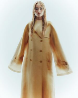 Klara Kristin Instagram - more… NUMÉRO NETHERLANDS

photo/ LANA OHRIMENKO 
Styling/ SØREN KOLBORG 
Make up/ MARIE THOMSEN BABY 
Hair/ JESPER HALLIN
Photo ass. / KEVIN SHERCHAN 
Styling ass. / PHILIP SANDAU
My agency / ELITE CPH - ASHLEY GARROD

🤍
