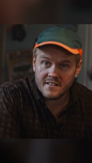 Klas Eriksson Instagram - LEIFF & BILLY ÄR TILLBAKA 🔥  Ikväll 21:30 på tjock tv-kanalen SVT1! Direkt efter melodifestivalen så kan ni se första avsnittet på nya säsongen. Eller på SVT play när man vill ❤️
Hoppas ni gillar det 👌