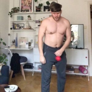 Klas Eriksson Instagram - Umgås bara med folk i ditt hushåll sa dom