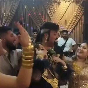 Kobra Murat Instagram - Kobra Murat tın ailesi Canım ailem karım emine divandiler oğlum doğuş divandiler gelinim sevinç divandiler kızım sergül Divandiler oğlum yiğithan divandiler kurban olurum ben sizi veren yüce rabbime sizi seviyorum canlarım kobra Murat tan sevgiler selamlar olsun hocaaammm