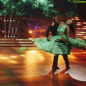Kodjo Akolor Instagram - (OBS VARNING FÖR ENORMT LÅNG TEXT)
Min resa i Let's dance började i februari. Från 5 dagar i veckan någon timme om dagen till varje dag i veckan 3 timmar om dagen. Mycket skratt och känslor gick in i varje dans, varje steg, varje rörelse. Men det räckte inte hela vägen. Att vara en del av Let’s dance har absolut varit det läskigaste jag har gjort i mitt liv (och då har jag ändå varit med om 3 förlossningar). Men det som jag tar med mig från denna upplevelse är en ny kompis @jasminetakacs som framförallt är en otrolig dansare och coach. Hon gjorde ett enormt jobb. Jag vill också tacka för varenda sms och samtal för att hålla mig kvar. Jag lämnar detta kapitel i mitt liv med huvudet högt och tackar allra ödmjukast för att ni var med mig i det här. Sist men inte minst vill jag tacka min partner in crime @olgaakolor som har varit och är den som gör att jag pallar allt! Nu ska jag vila mina trötta fötter en stund sen fortsätter resan mot bigger and better things. Jag vill avsluta detta inlägg med ett citat som jag lever efter:

This is the true joy in life, the being used for a purpose recognized by yourself as a mighty one; the being a force of nature instead of a feverish, selfish little clod of ailments and grievances complaining that the world will not devote itself to making you happy.

I am of the opinion that my life belongs to the whole community, and as long as I live it is my privilege to do for it whatever I can.

I want to be thoroughly used up when I die, for the harder I work the more I live. I rejoice in life for its own sake. Life is no "brief candle" for me. It is a sort of splendid torch which I have got hold of for the moment, and I want to make it burn as brightly as possible before handing it on to future generations.
📸@annikaberglundphoto
❤️❤️❤️❤️
#loveyou3000
#tv4letsdance
