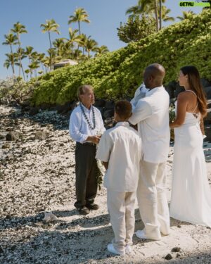 Kodjo Akolor Instagram - One of the most beautiful moments of our lives - thank you @couplecups for capturing it all 🤍 #vowrenewal #secondwedding #hawaii
