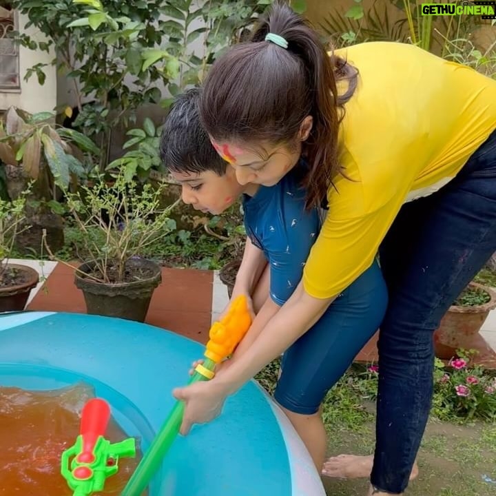 Koel Mallick - 190.4K Likes - Happyyyyy Holiiiiiii!!!!!!!🤗❤️
#holi #holifestival #color #colorful #love #joy #life #blessings