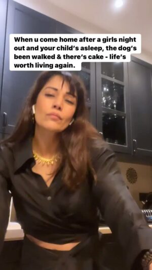 Koel Purie Instagram - #mummysdeadlonglivemummy 
15 March Friday at 7pm for one night only in Paris at @sciencespo.asie 
Link in bio.