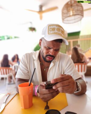 Kola Bokinni Instagram - The 3 stages of checking my bank account after a holiday 

😟😣😖