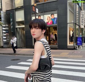 Kondo Yohdi Instagram - ❤️‍🔥❤️‍🔥❤️‍🔥

今日はお休みだったから
お洋服を売りに行ったり
断捨離をしたり掃除をしたり
掃除する時ってまずは部屋が
驚くぐらい汚くなるよね。
今、その状態でフリーズしてます。
早く綺麗にすっきりしたい〜
皆も一緒にお片付けしようね。