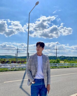 Koo Ja-sung Instagram - 😄
#오연우#우리사랑했을까