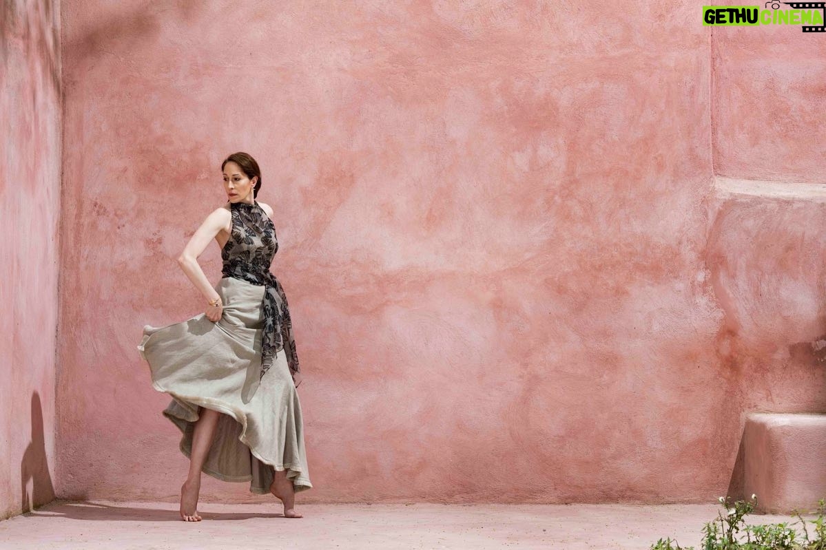 Kora Karvouni - 2K Likes - @glowmagazine @maradesipris