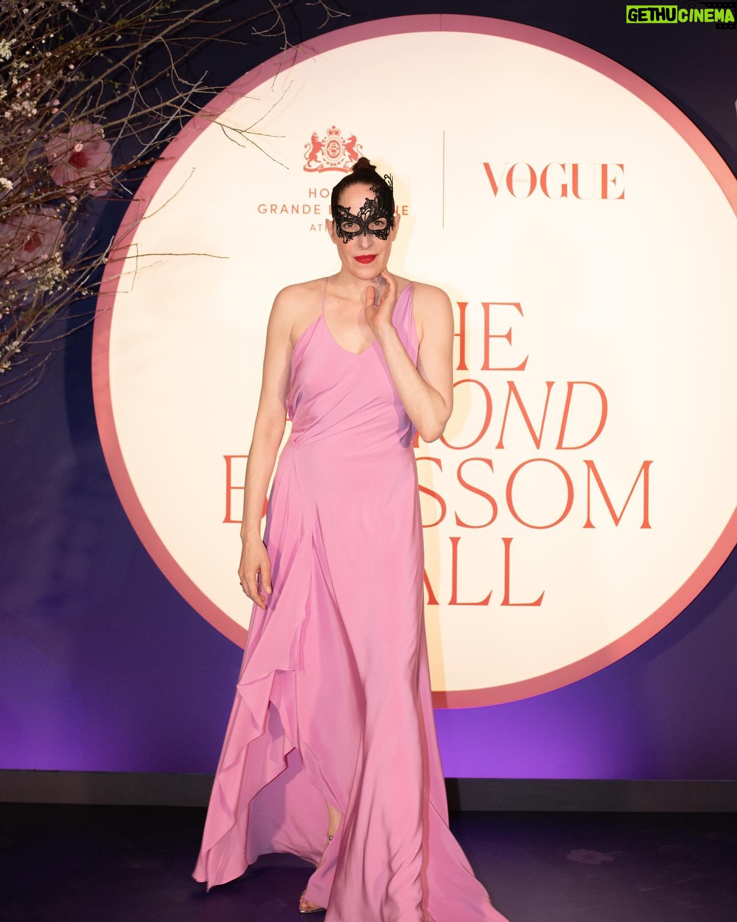 Kora Karvouni - 1.5K Likes - I love you @angelosbratis together as one at this beautiful event by @voguegreece.
Without you everything would be different #angelosbratis #angelosbratisatelier #hautecouture #korakarvouni
