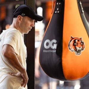 Kostya Tszyu Instagram - To stand alongside the powerful Tszyu family! It’s a honour and a privilege few coaches will ever know. I’m proud to play my part, and there ain’t a coach on this planet that works harder. Excitement builds in camp as @timtszyu gears up with the unique man that’s done it all @kostyatszyu . We ready too show the world who’s the best pound for pound 154 is.  This is real history time! #TszyuFamily #HardWorkBeatsTalent #AlwaysInYourCorner #AllTheBelts 1%