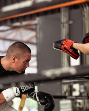 Kostya Tszyu Instagram - Everyday just 1% better with the old man. Wait till you see what we will have installed on August 3rd. 🦁🦁