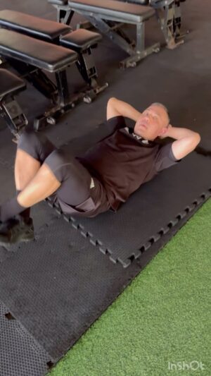 Kostya Tszyu Instagram - 40 раз в минуту х 30 минут #situp