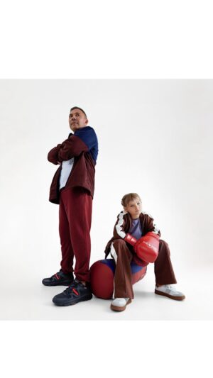 Kostya Tszyu Instagram - Новая коллекция Quattro Comforto - это уверенность в каждом шаге!

Каждый день мы покоряем новые вершины, и нет ничего лучше, чем делать это в комфортной и стильной обуви.💪

Quattro Comforto - выбор победителей!