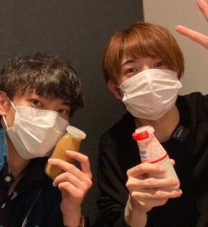 Kosuke Asuma Instagram - 今日はごーくんと銭湯に行ってきたよー！サウナたくさん繰り返して体すごいスッキリしました☺️
嫌なこと全部汗と一緒に流してきたよ！！！
サウナの豆知識①
上の方が暑い！笑
・
I went to go Sento with Go-kun.
Several times going sauna, im done to detoxify the body and soul.
Trivia of Japanese Sauna ①
there is hotter than low area.
・
#japan #japanese #japaneseculture 
#俳優 #舞台俳優 #モデル 
#japaneseboy #japanesemodel