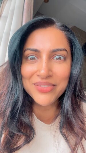 Kranti Redkar Instagram - Face Recognition fails 🙈