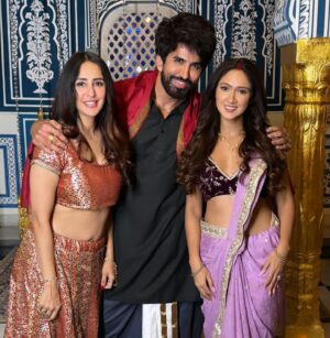 Krissann Barretto Instagram - 𝑫𝑬𝑽𝑫𝑨𝑺
COMING SOON..

DEV.. PARO.. CHANDA ❤️

A SAGA OF LOVE, PASSION AND BETRAYAL..

@vibhuagarwalofficial 
@niveditabasu 
@madein.indiapictures 
@atrangiiapp 
@abhijitdas4575 
@vivaciousvaneera 

#newfilm #comingsoon #newproject #bollywood #actor #actorlife #shootdiaries