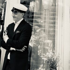 Krisse Salminen Instagram - Mun pienen Eeliksen ylppärit eilen❤️
Kiitos koko juhlaväki, oli täydellinen päivä!!☀️