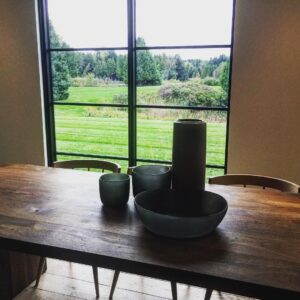 Krista Sutton Instagram - Fewer things better for a soul than a night with dear dear old friends and in a truly beautiful place like this.  Filling up on all the important things.....love, nature, decades old #friendships, joy and an s-ton of huge belly laughs before getting back in the studio next week. #reunion  love and thanks S for having us🌲 🏡 ❤️❤️❤️ #ontariobeauty 🇨🇦 #moretonight •
•
•
#multicreative #actress #singer
#penandink #watercolorandink #illustration #laactress #stylist #photostylist #Creativityfound #homeinthestudio #handsandhustle #lacreative #etsysellersofinstagram #etsyshop #vintagedecor 
#creativemommy #illustratedart #mycreativebiz #whatwomencreate 
#artistmeetsmother #yourcreativeworkspace
#discoversomethingnew 
#carveouttimeforart