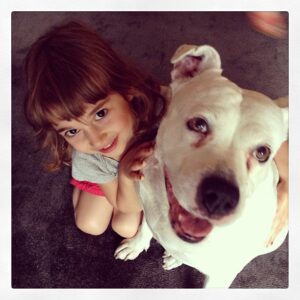 Kristen Johnston Instagram - This is one of the greatest kids I've ever known. Livia & Pinky. (Livia is @DavidBasche's)