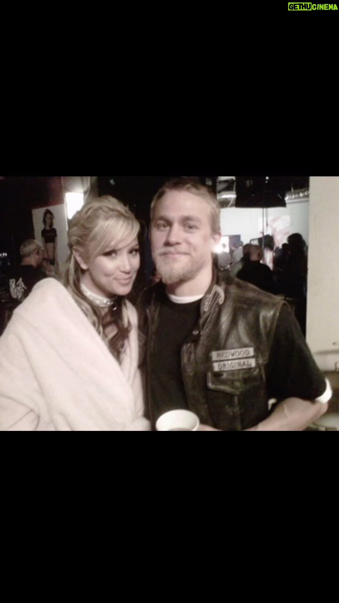 Kristen Renton - 2.9K Likes - Wanted to wish this amazing human a Happy Birthday (yes I know it was yesterday) but figured I could toss in a little #SOA #TBT as well. Man how the times flies… we were babies!
Happy Birthday Charlie. May this year be the best one yet 🎉🍾🥂🎂🥳
#HappyBirthday #TBT #WhereDidTheTimeGo #Soa #FX #Jax #Ima