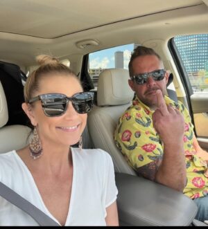 Kristen Renton Instagram - #HappyBirthday to this amazing man.  I am so proud of you and everything you are accomplishing. Things may not always be puppies and rainbows, but there is no one else I’d rather trudge through the shit with than you.  Happy Birthday baby! Here’s to another 44 more 🥳🍻🎂😘 #BdayBoy #LoveYou #FindYourHappy