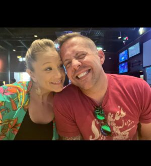 Kristen Renton Instagram - #HappyBirthday to this amazing man.  I am so proud of you and everything you are accomplishing. Things may not always be puppies and rainbows, but there is no one else I’d rather trudge through the shit with than you.  Happy Birthday baby! Here’s to another 44 more 🥳🍻🎂😘 #BdayBoy #LoveYou #FindYourHappy