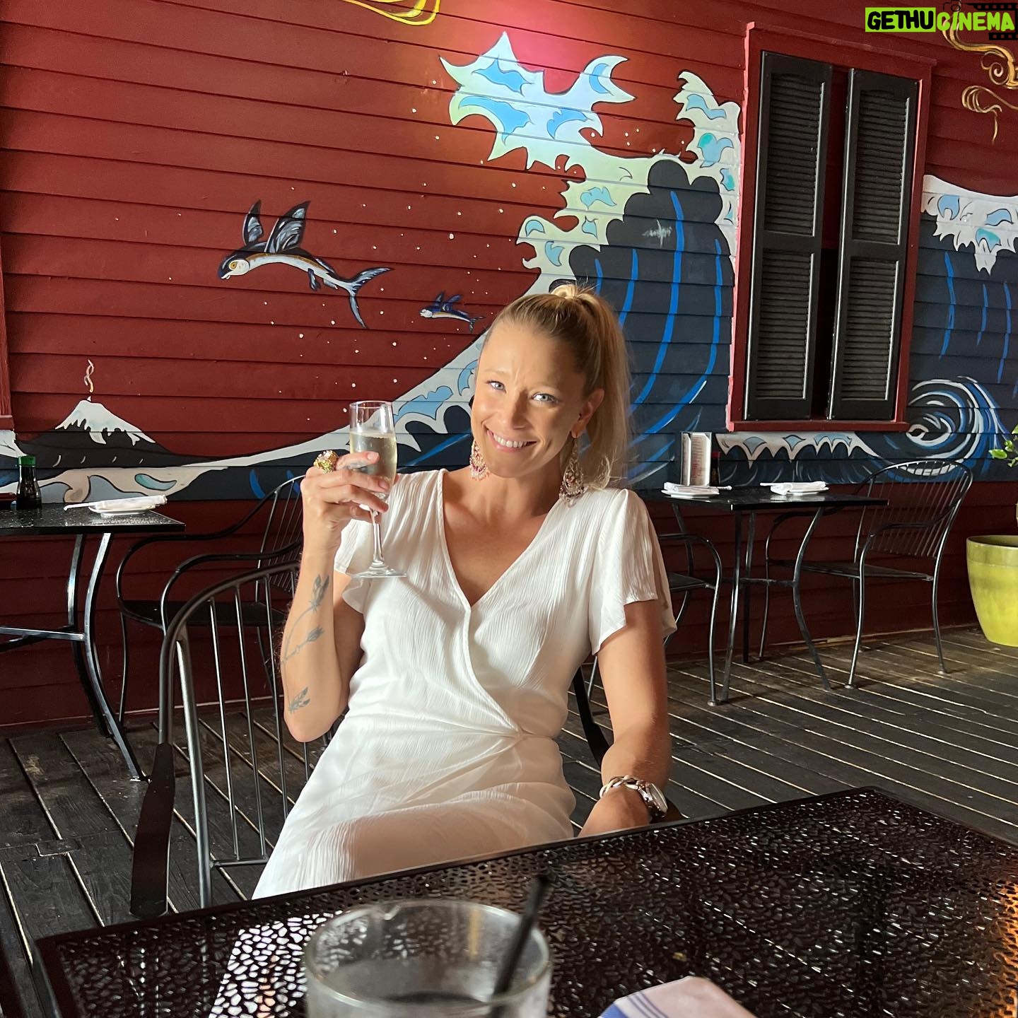 Kristen Renton - 656 Likes - So this is 40….. I’m surprised I made it 🤣🤣 #HappyBirthdayToMe #WhereTheHellDidTheTimeGo #FourtyClub #IdRatherBeSilly #LetsSeeWhatTheSecondHalfOfMyLifeWillBring #HappyGirl #AlsoKindaCrazy