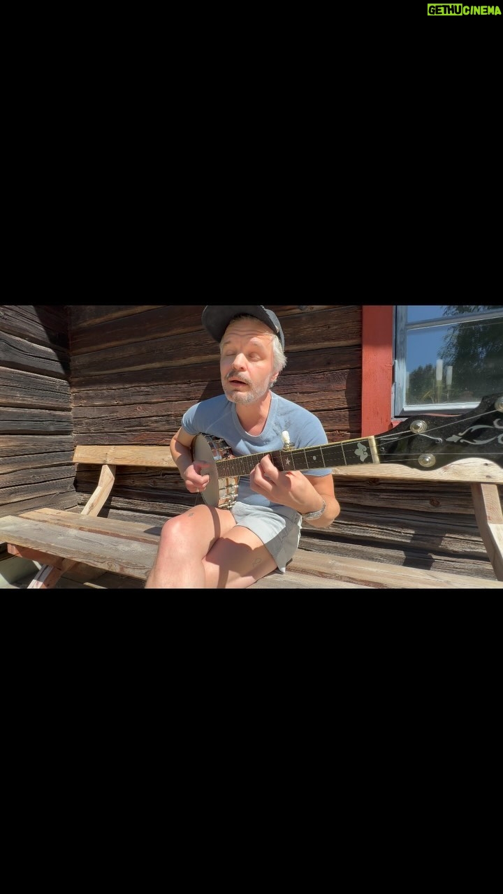 Kristian Matsson - 3.9K Likes - Wandering boy/Man of constant sorrow