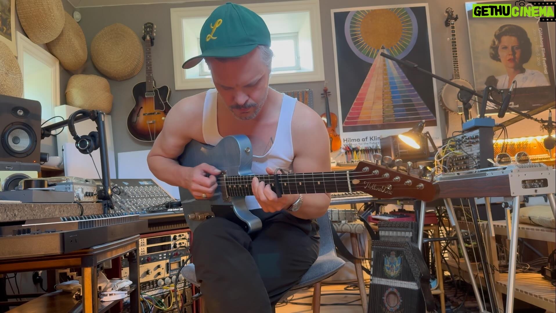 Kristian Matsson - 3.7K Likes - The Bluebird is finally here. Flew in from Croatiaā¤ļø @hollowtone_guitars