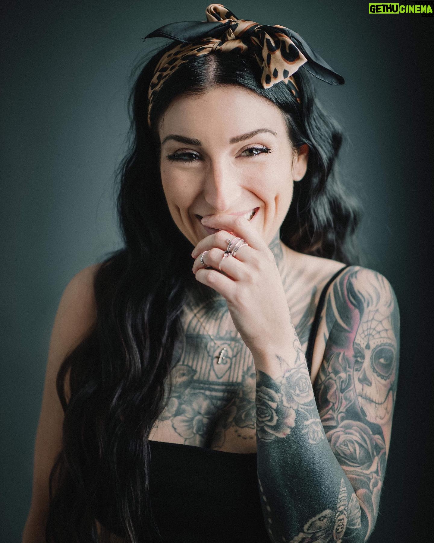 Kristina Bisson - 552 Likes - Live ,love, laugh comme ils disent 😂 big thanks to 📸 @raydigitalcreation