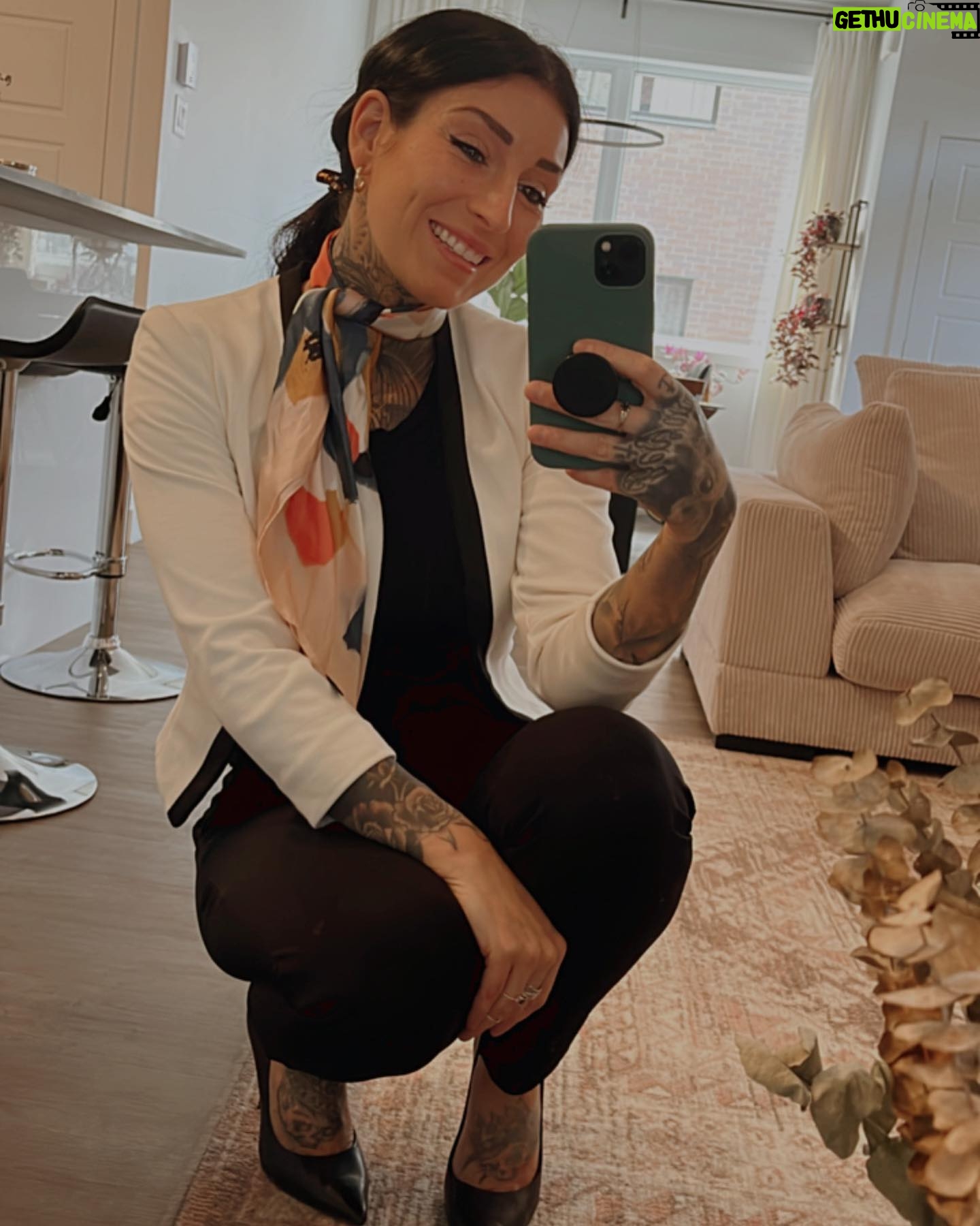 Kristina Bisson - 596 Likes - 🤫