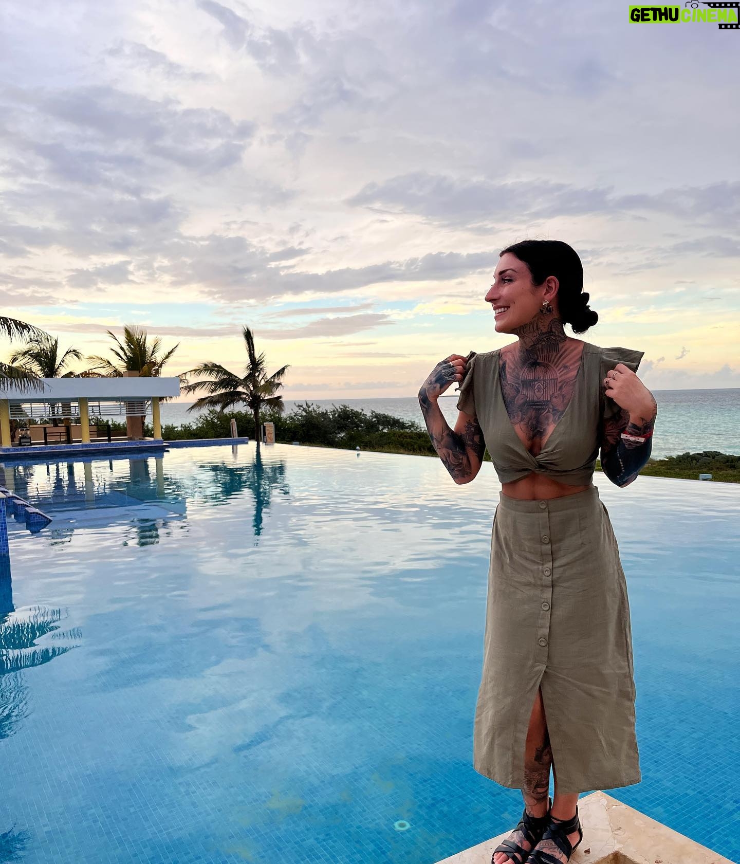 Kristina Bisson - 775 Likes - La buena vida 🌴☀️