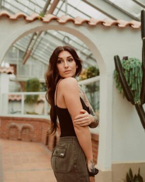Kristina Bisson Instagram - 🌙 #oldpic