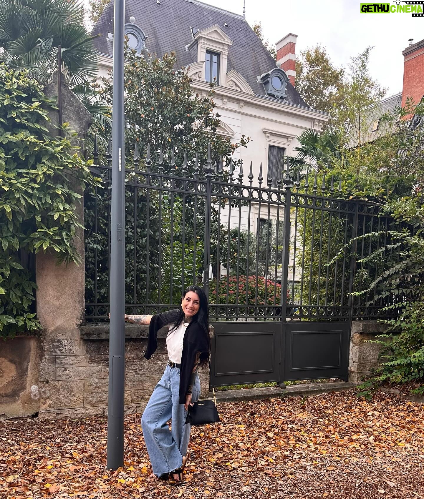 Kristina Bisson - 773 Likes - Je suis rendu a ce point dans ma vie où je n’ai plus besoin de prouver ma valeur. Sois tu la connais. Sois tu decali** 🖤