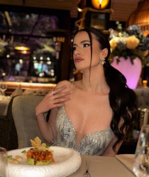 Kristiyana Yordanova Instagram - In the end, we only regret the chances we didn’t take, relationship we are afraid to have, and the decisions we waited to long to make.

#quote #elegance #dress #luxe #love