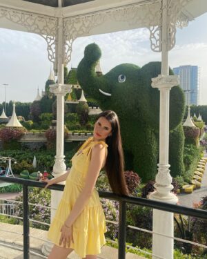 Kristiyana Yordanova Instagram - Close your eyes and picture the absolute best version of yourself you can imagine. That’s the real you. Now, any bit of you that’s doubting that? Let it go.