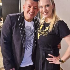 Kristýna Šebíková Instagram - Začalo to před 11 lety, kdy jsi mne oslovil na společný song Nahoru. A i když naše kamarádství nezačalo úplně nejlépe, museli jsme si v životě projít určitými fázemi, abychom jeden druhého pochopili a abychom našli i vlastní cestu k pokoře a respektu. A to nejen k sobě samotným ale i k lidem, které nás obklopují. 

Tak jak se v té naší písničce zpívá : "I když vidím jenom déšť, tak nepřestávám věřit, že za tou oponou to světlo je..." 
dnes můžu s upřímným srdcem říct, že to naše "kamarádství" vyústilo v opravdové přátelství. 

Jsem na Tebe pyšná, jedeš skvělou show, pomáháš tam, kde je potřeba a motivuješ svou fanouškovskou rodinu být lepšími a nevzdávat se za žádných okolností! 

Příští rok se Ti Láďo splní sen a Ty stejně tak, jako jsi včera podruhé vyprodal Lucerna Music Bar, vyprodáš i velkou LUCERNU 🤩! 

Díky, že můžu být Tvé cesty součástí🍀
@raegoreal

📸 Foto : @pavelplechac