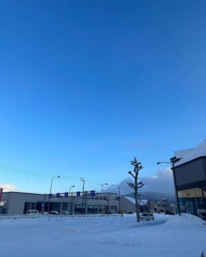 Krit Jeerapattananuwong Instagram - ❄️❄️🥶