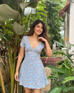 Actress Kritika Kamra HD Instagram Photos and Wallpapers July 2024