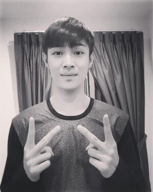 Krittapak Udompanich Instagram - Make it right วันเน้!! สองทุ่มห้าสิบ อย่าลืมเปิดช่อง9กันเด้อคับ