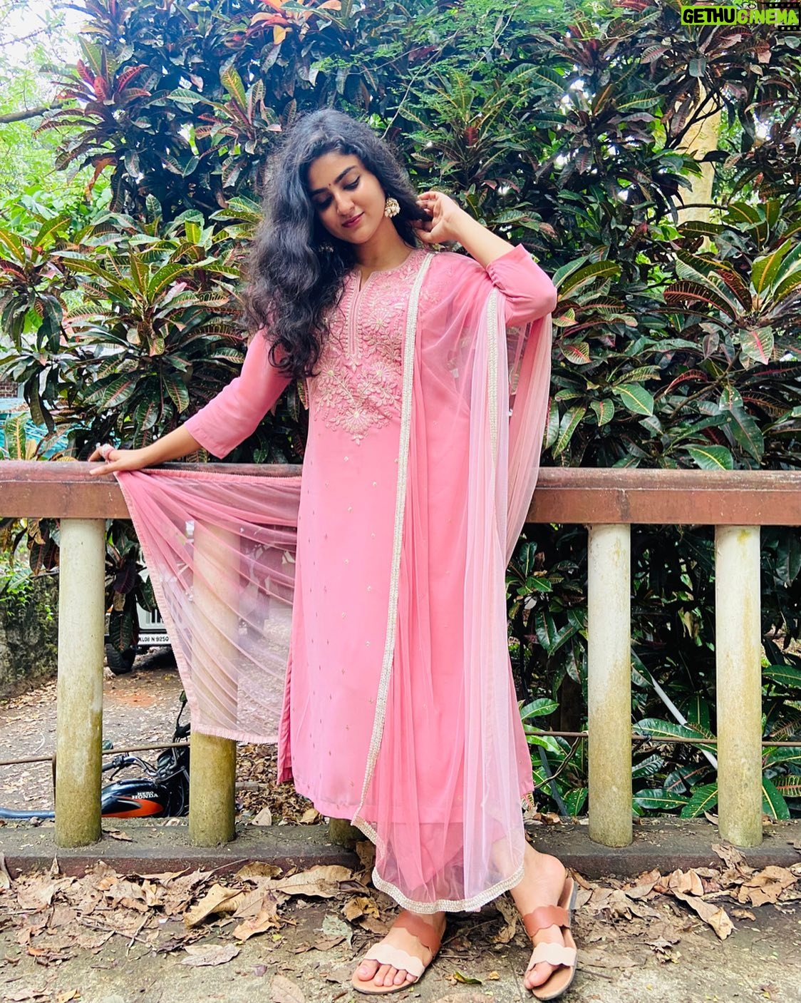 Krittika Pradeep - 0.9K Likes - 🌸
📸 : @samah.png