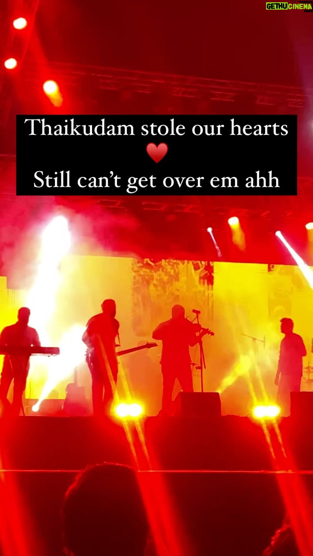 Krittika Pradeep - 1.7K Likes - I had been wanting to watch the live show of @thaikkudambridge for so long. Finally, on New Year eve, I was fortunate to see their live show. This new year started so special to me because the performance of @thaikkudambridge was so incredible ! They made this new year so special . This is one of the best memories I made in my life and one that will be forever in my heart ❤️🔥 😭.
#thaikudambridge #govindvasantha